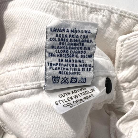 3 for 1 All White Jean Bundle • Straight Leg Boot Cut & Skinny • Hudson & Paige - Picture 5 of 14